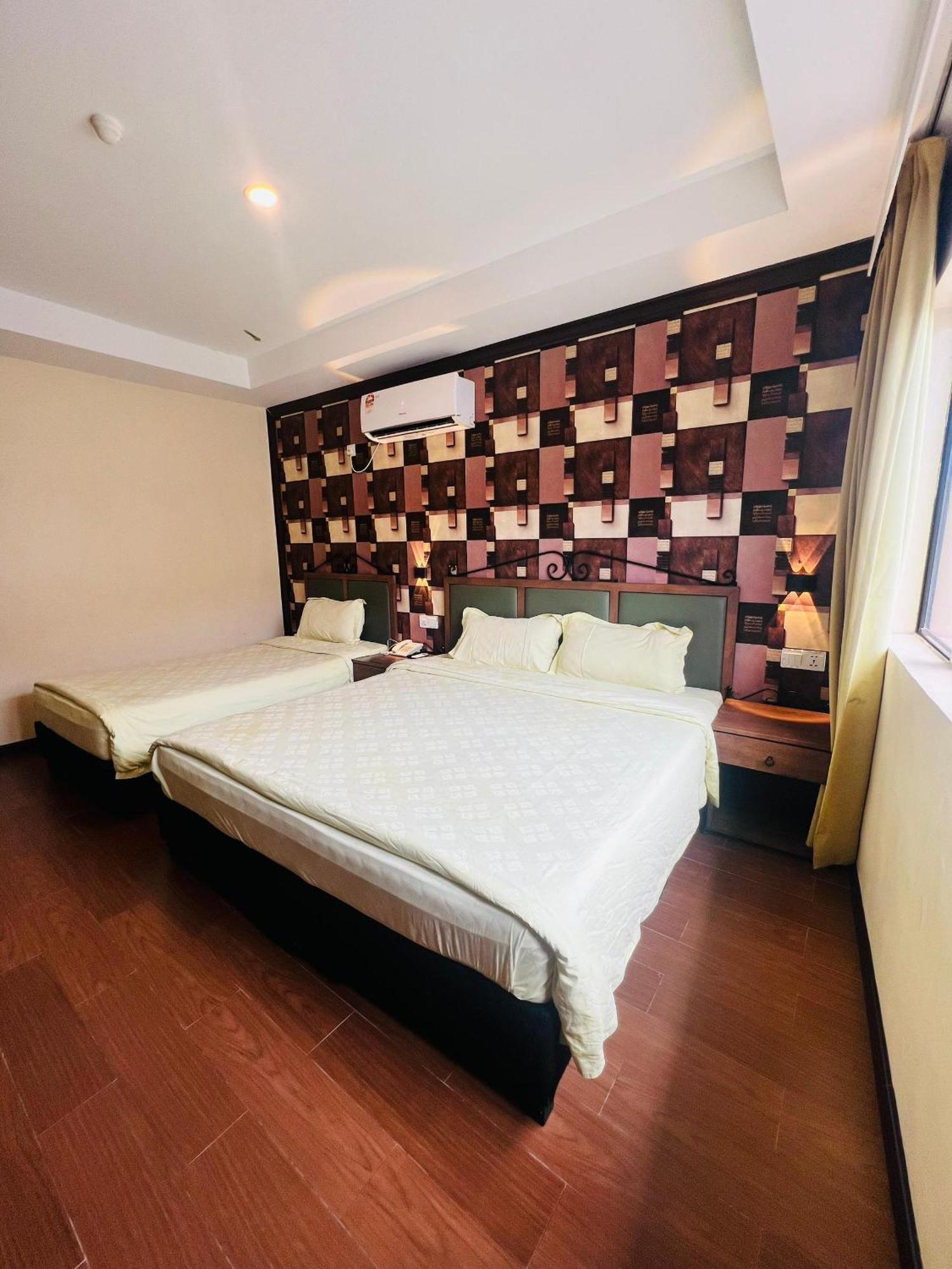 OYO 90134 K Garden Hotel Sungai Petani Buitenkant foto