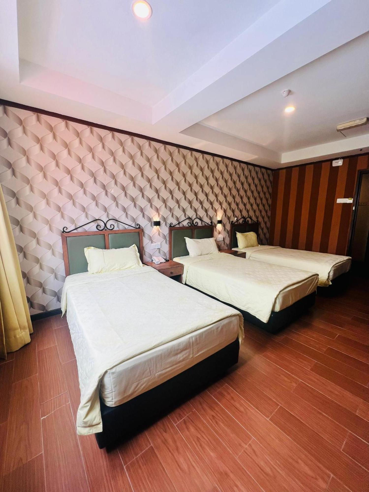OYO 90134 K Garden Hotel Sungai Petani Buitenkant foto
